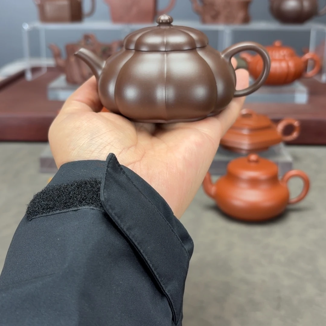 C***.紫砂茶壶筋纹居士150CC紫泥