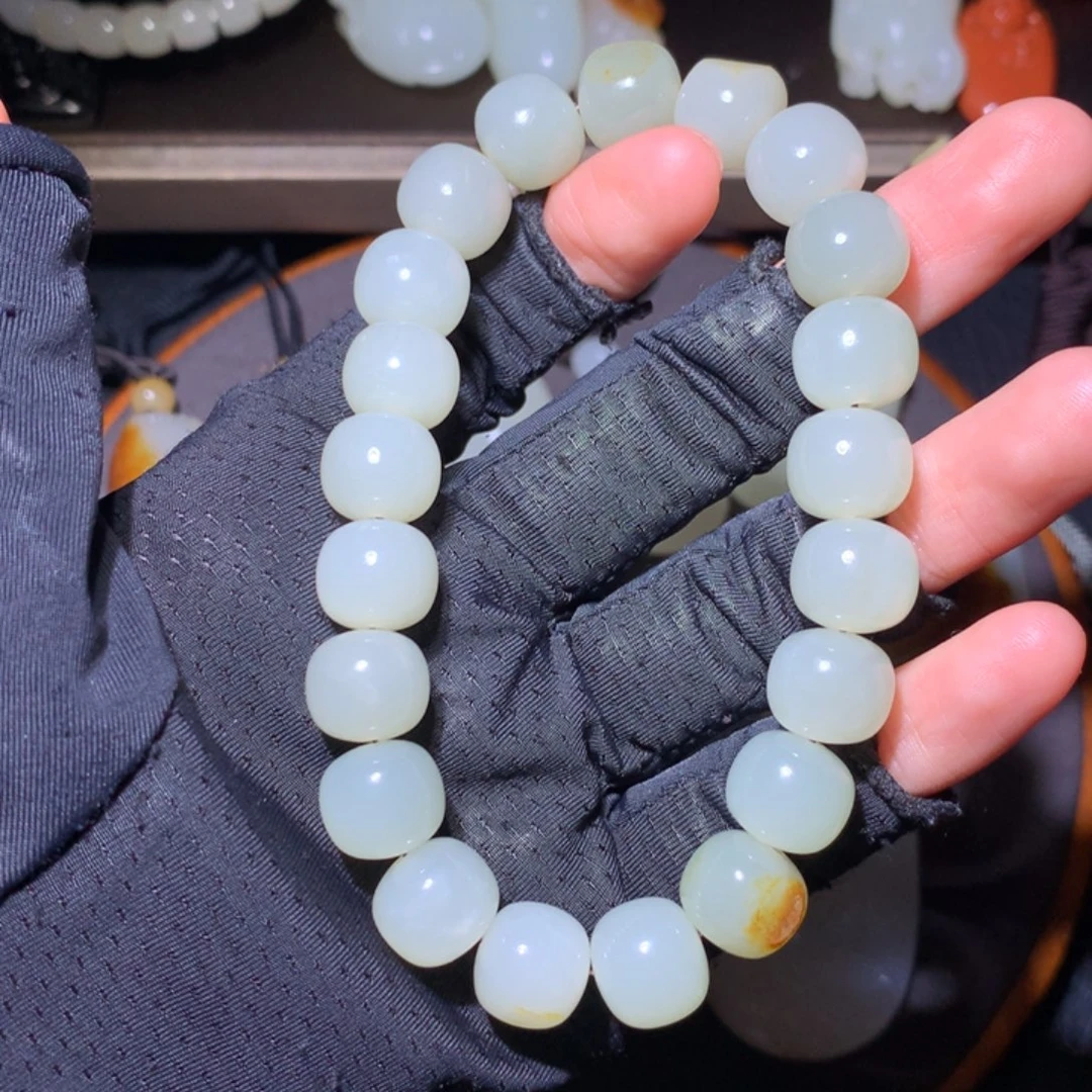 九***角和田玉未镶嵌挂件