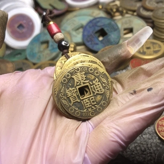 信***义铜现代仿制工艺品