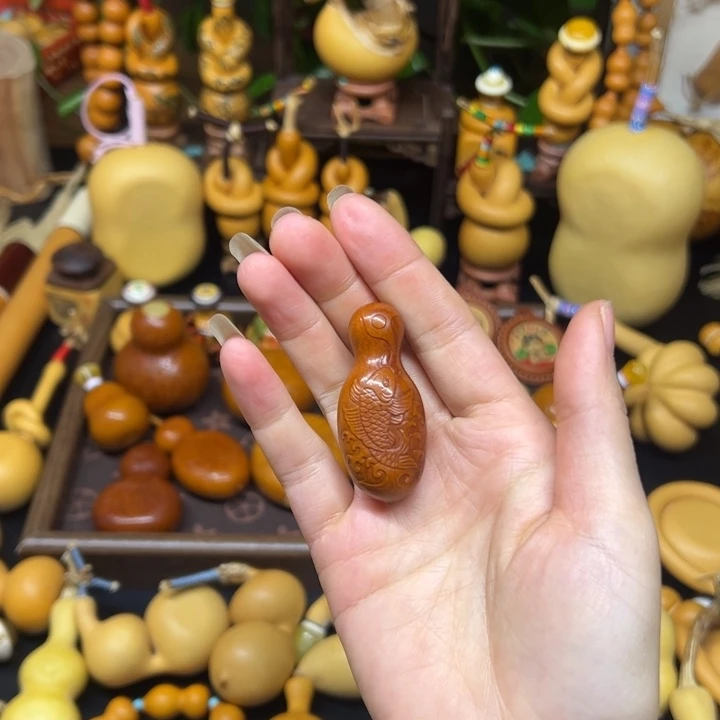 落***幕大叶紫檀（黑酸枝木类）