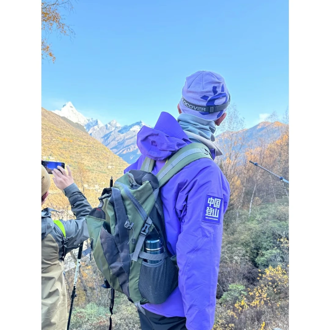 全新未拆封-登山硬壳-8-LT运动户外防泼透汽防晒连帽软壳夹克男款