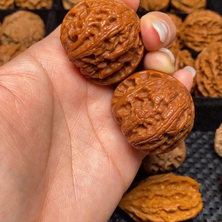 秦岭野生文玩核桃95