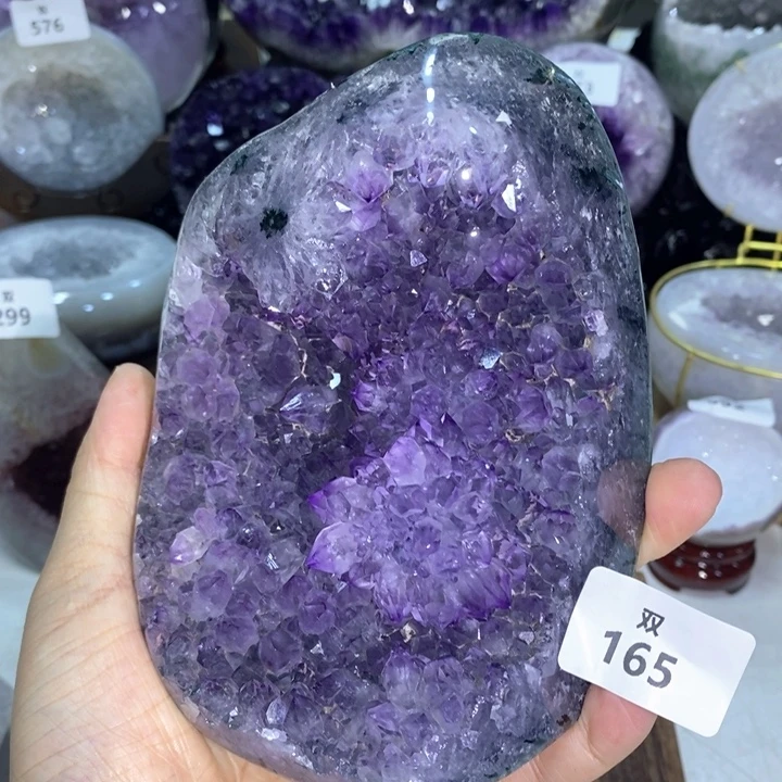 吾***浅未镶嵌大型摆件（非配饰）水晶