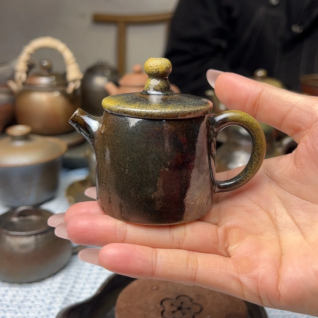 无釉裸烧坭兴陶80容量瑕疵