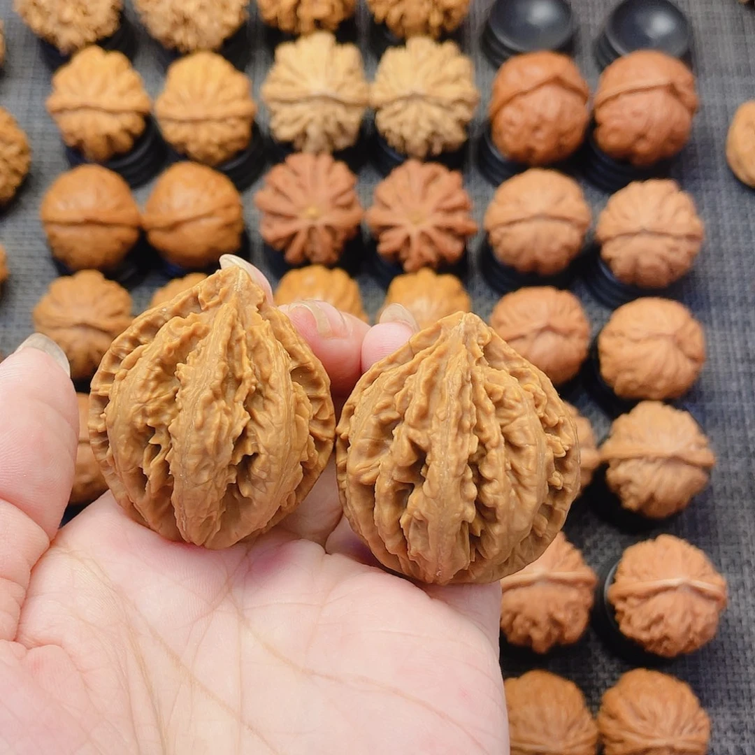 爱***念把件文玩核桃至尊粗筋