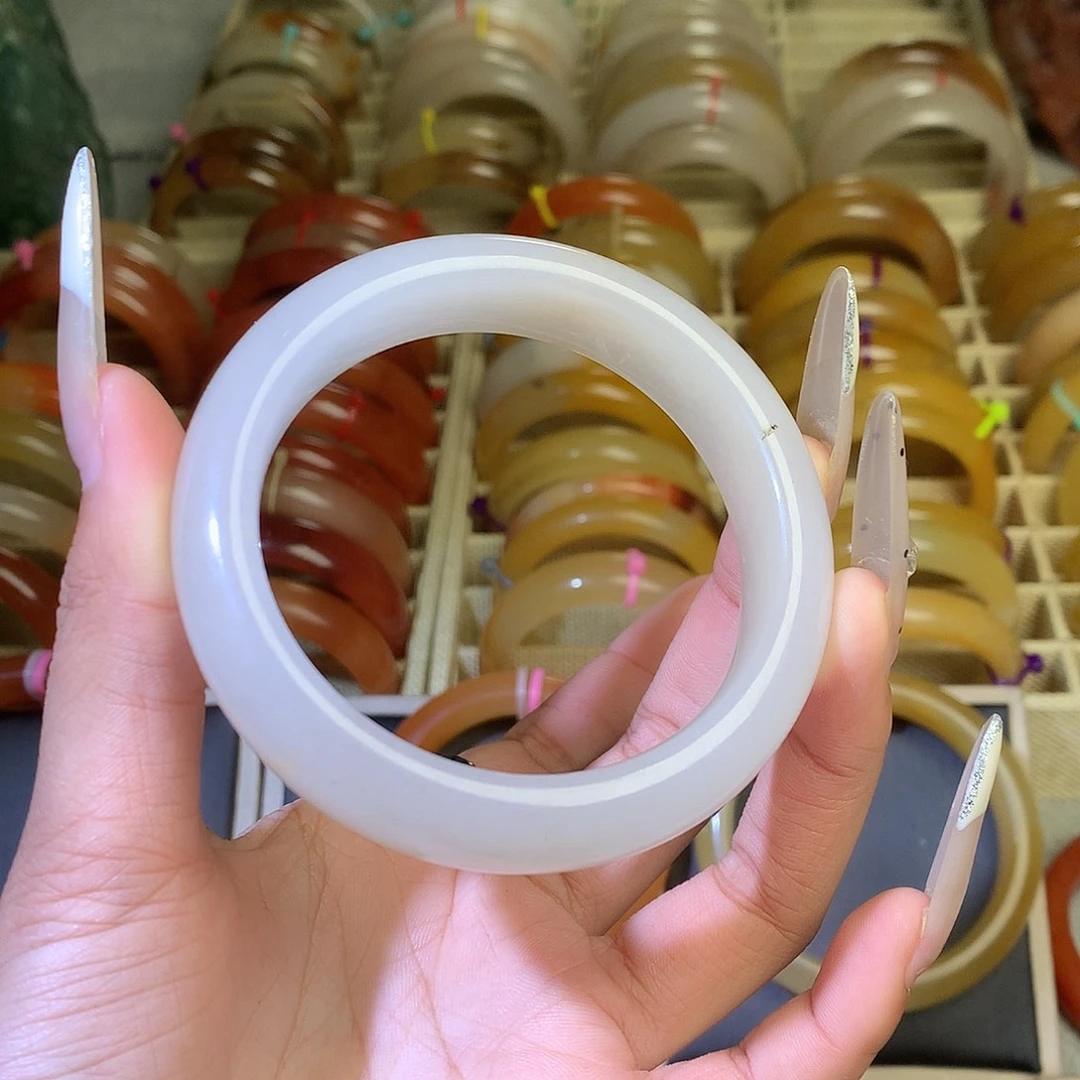 石英质玉（黄龙玉）未镶嵌手镯