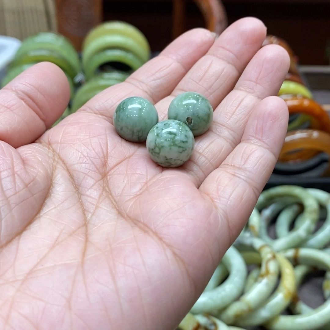 蛇纹石玉挂件未镶嵌暖手链