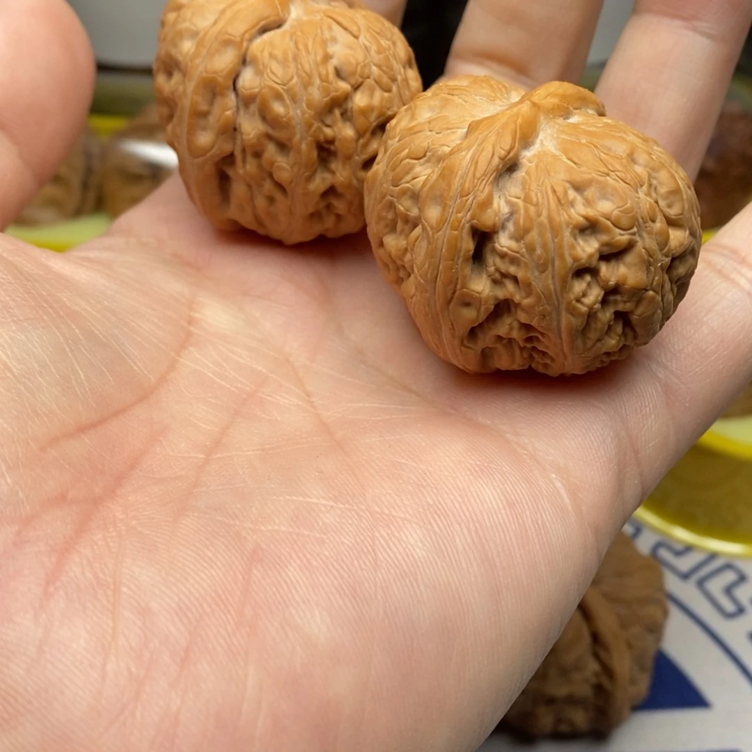 核桃把件H****桑四一元宝