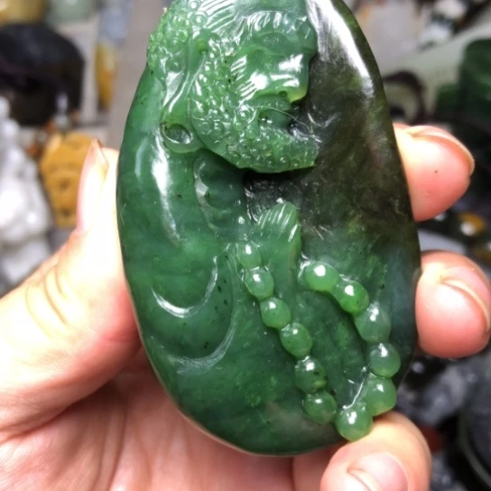 未镶嵌和田玉把件