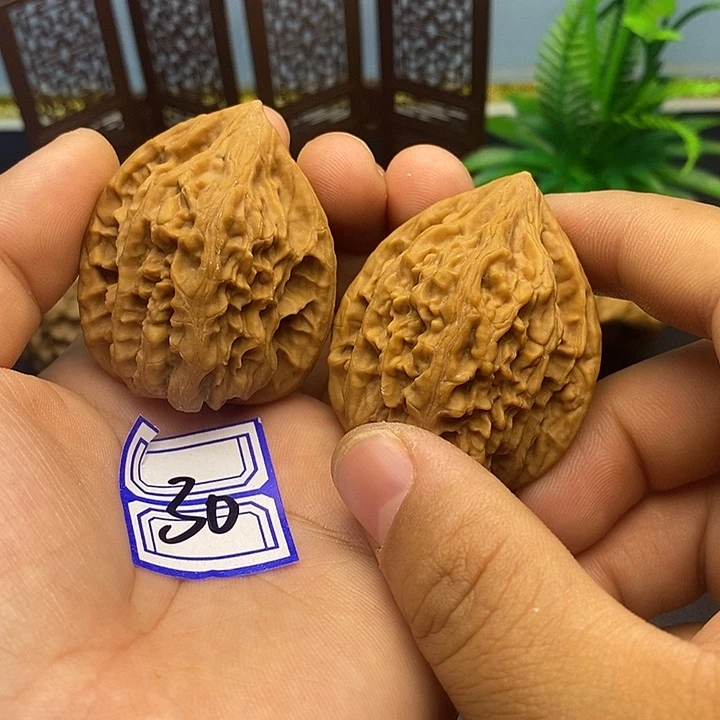 把件文玩核桃38鸡心