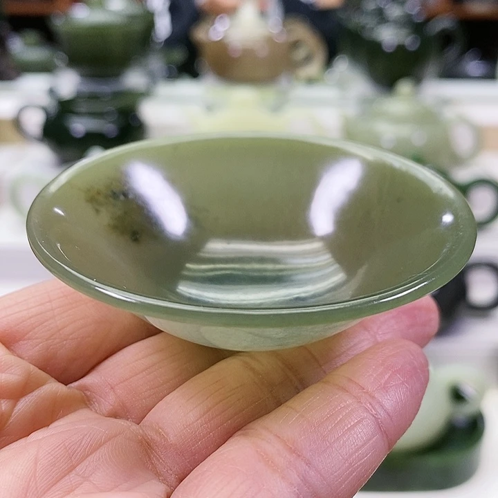 未镶嵌和田玉挂件茶杯40m l