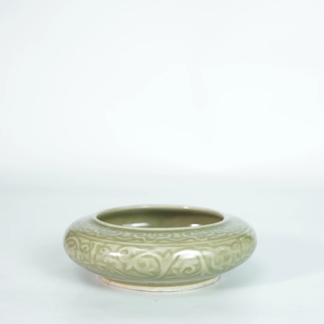 LABC251027023【十竹斋】晚清粉青釉暗刻缠枝莲笔洗