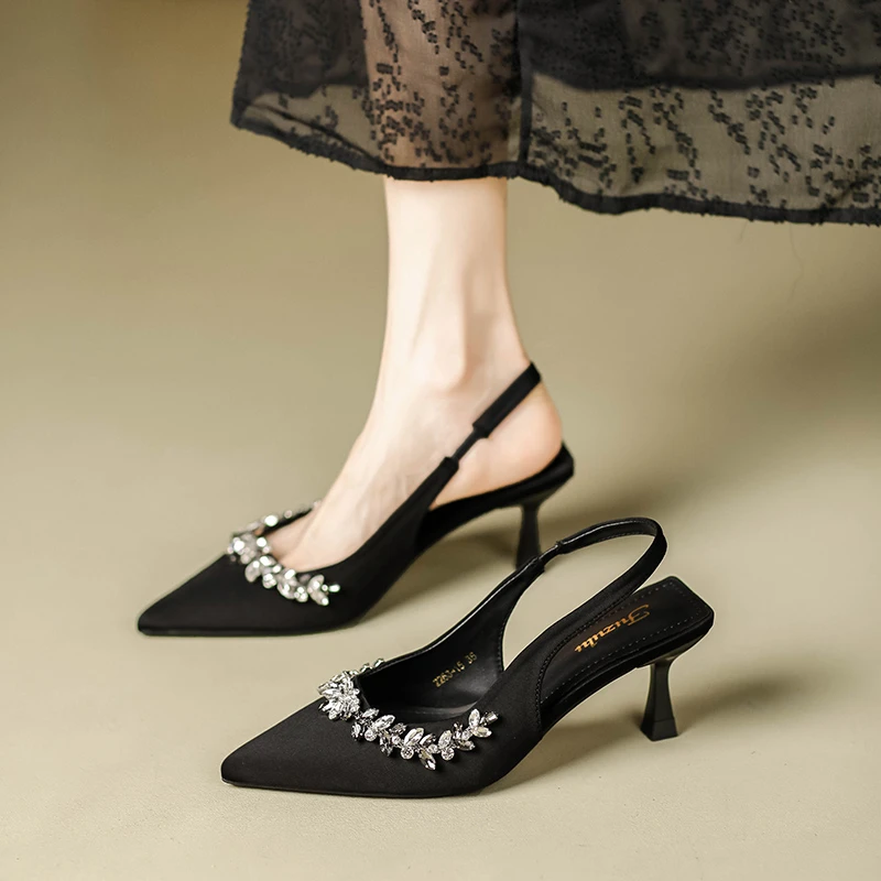 网红不累脚气质黑色高跟鞋女细跟法式水钻链一脚蹬百搭包头凉鞋夏