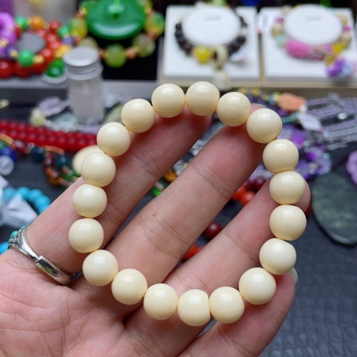 树脂制品99号白色手链