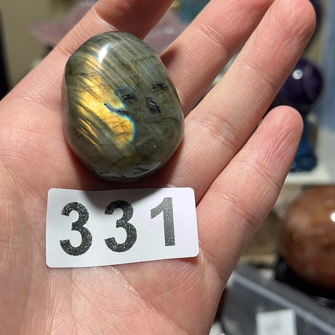 未镶嵌水晶大型摆件（非配饰）