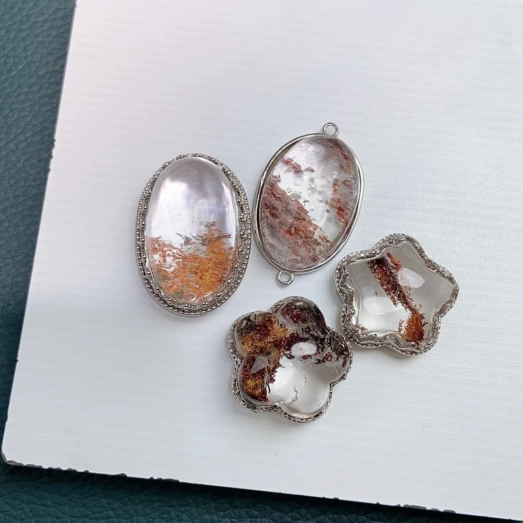 水晶手链未镶嵌吃****?盒子4个