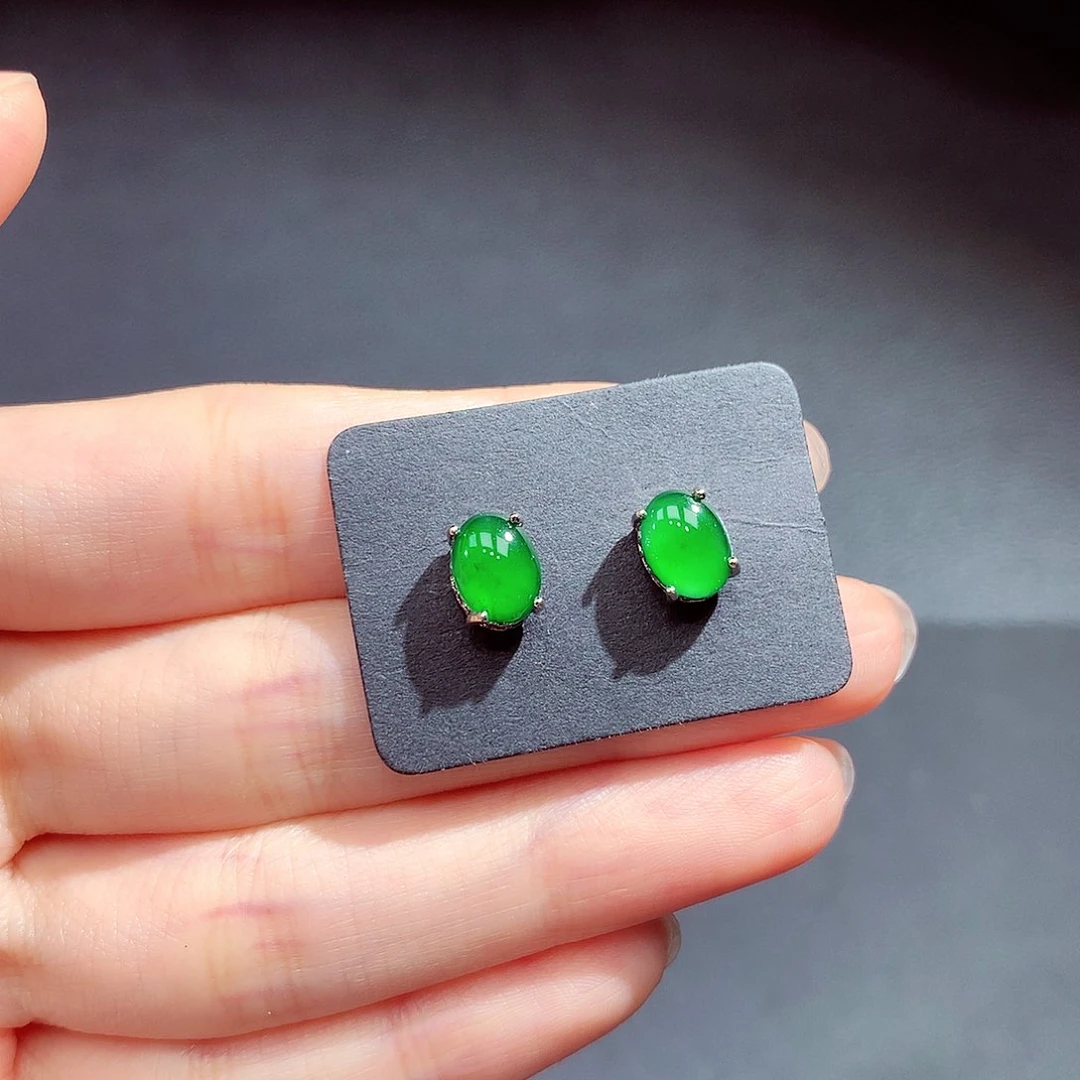 翡翠戒指未镶嵌翡翠