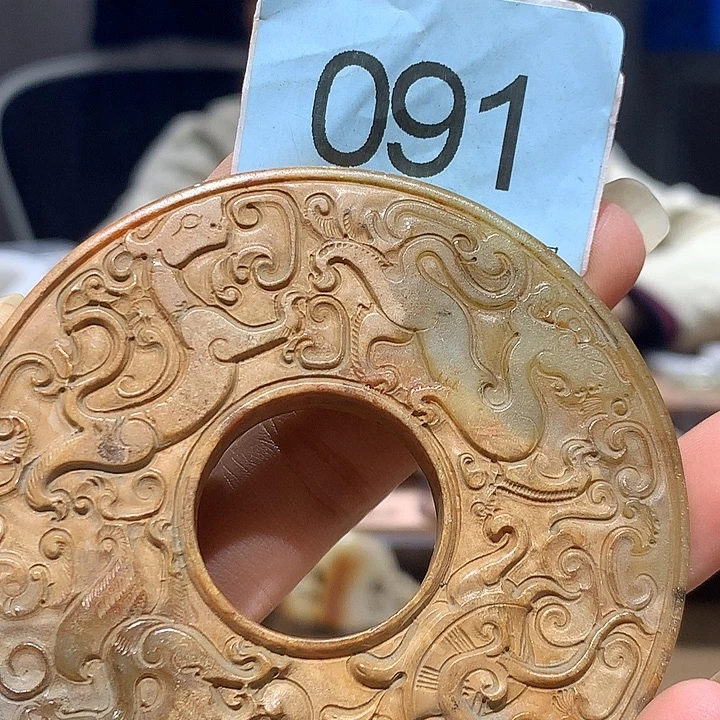 星***海和田玉未镶嵌颈饰