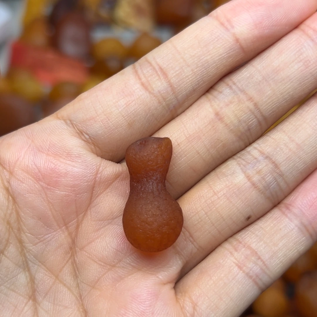 未镶嵌琥珀裸石天然蜜蜡