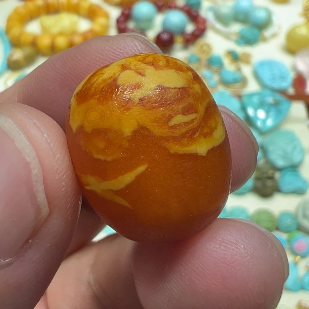 琥珀颈饰未镶嵌枣珠