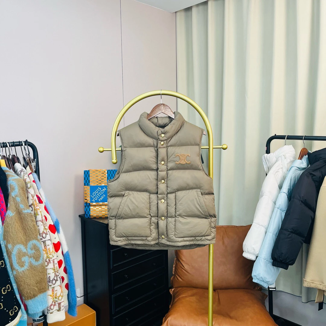 全新未使用 Celine/思琳 凯旋门羊绒马甲 40码 全新带吊牌