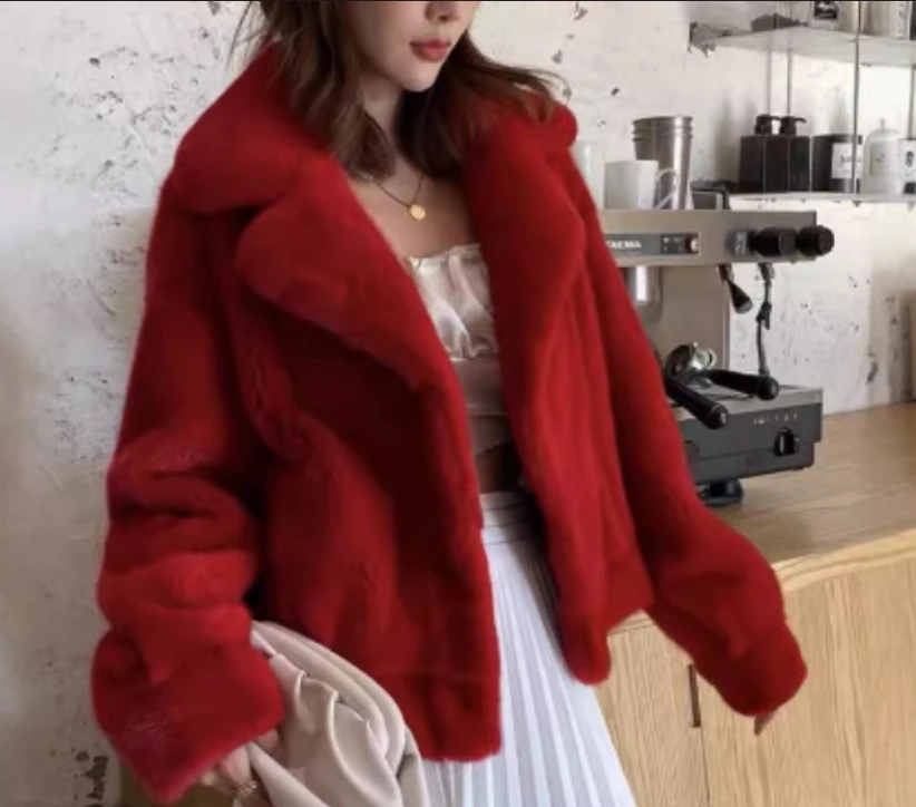 2024年冬新款车厘子红水大衣女士短款时尚外套女显瘦款33600-艾敏