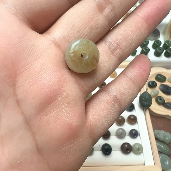 未镶嵌和田玉珠宝半成品百**白