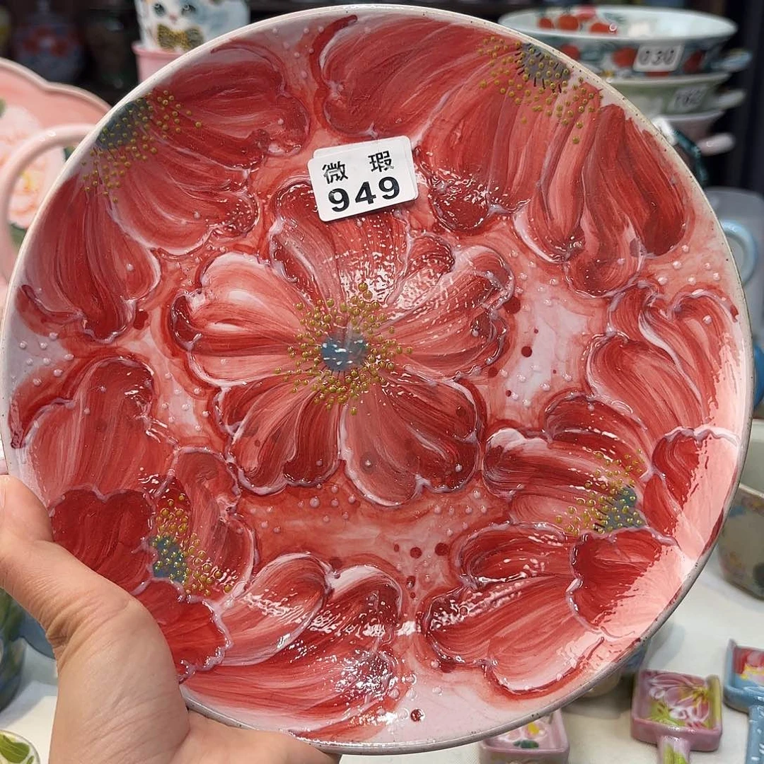 瓷片兔兔好漂亮e mo mo w w