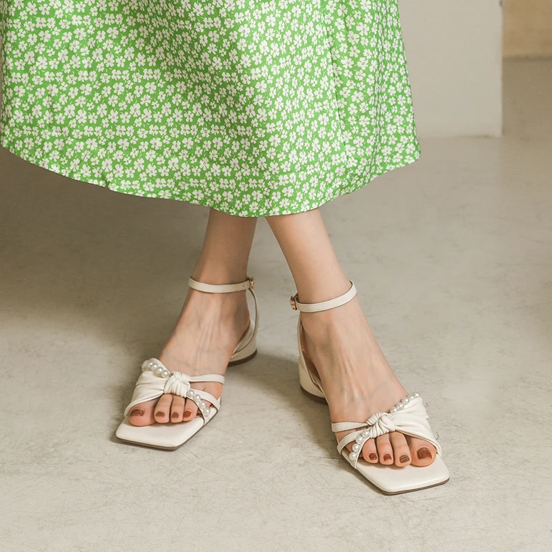 199/3.5cm牛皮方头镂空时装凉鞋露趾凉鞋一字带仙女风低跟法式