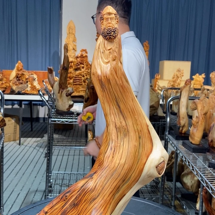 柏木（崖柏）随型摆件