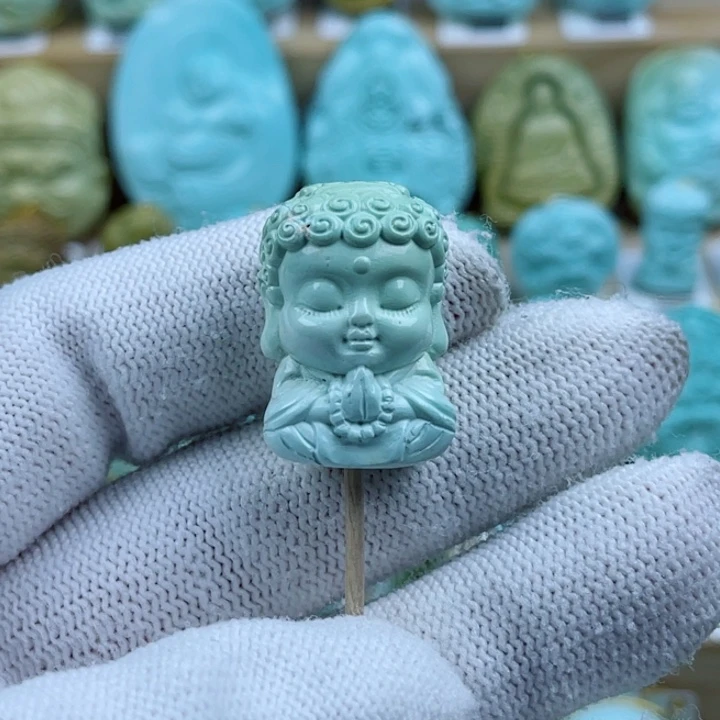 绿松石未镶嵌珠宝奇石