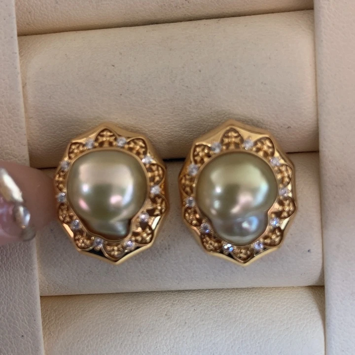 银S925镶嵌耳饰海水珍珠