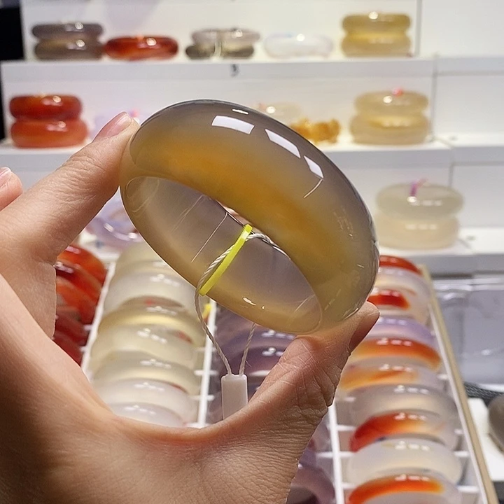 玛瑙/玉髓未镶嵌手镯