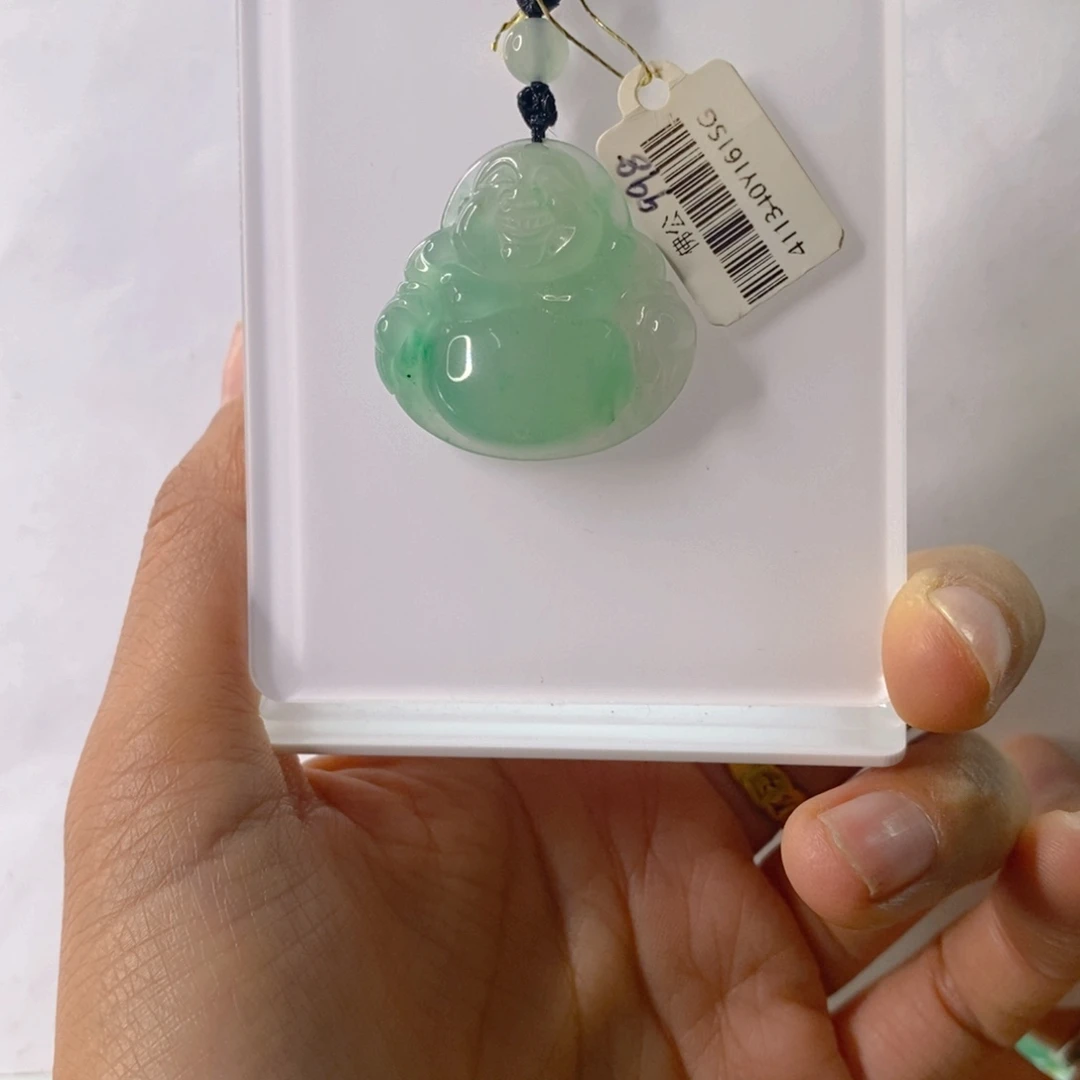 石英质玉未镶嵌颈饰