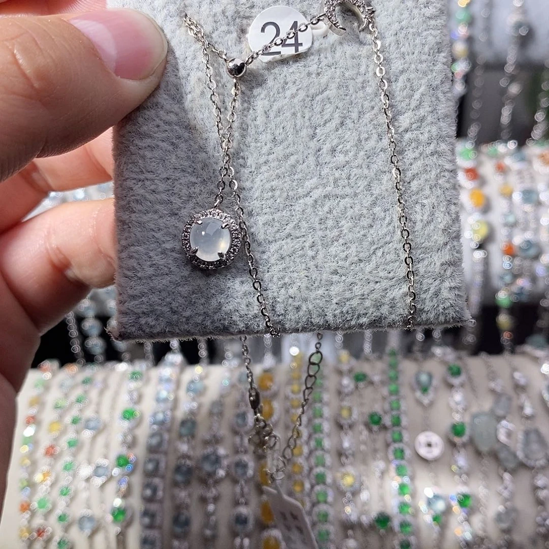 翡翠银S925镶嵌颈饰