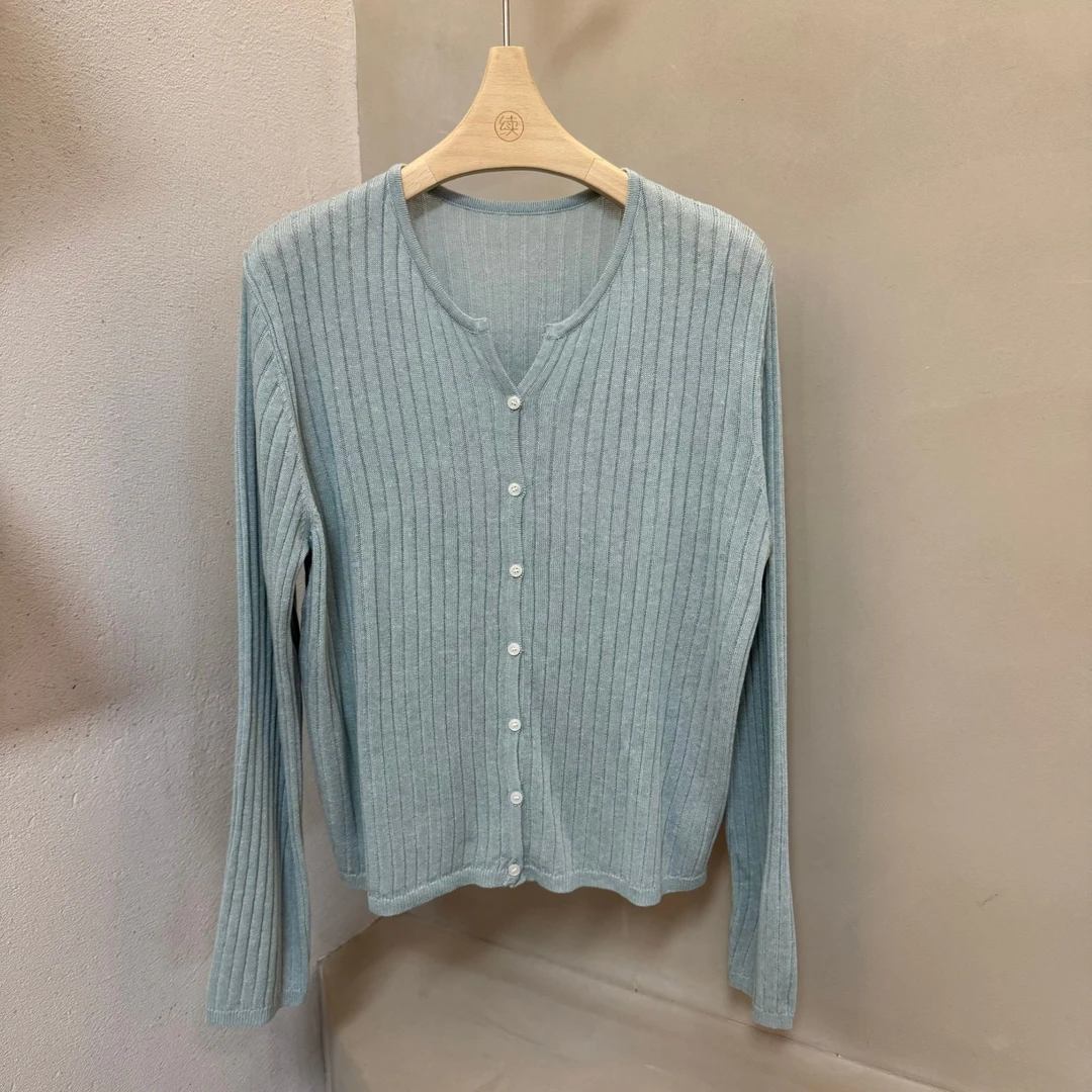 春-续吉出品25-244长袖气质百搭轻奢纯色单排扣针织衫