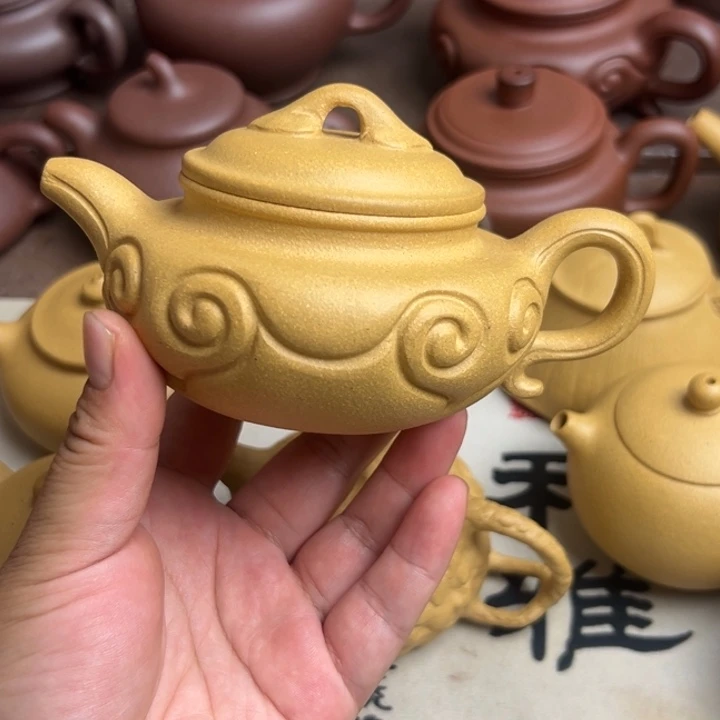 茶壶紫砂黄金段半手工210cc左右不挑毛病