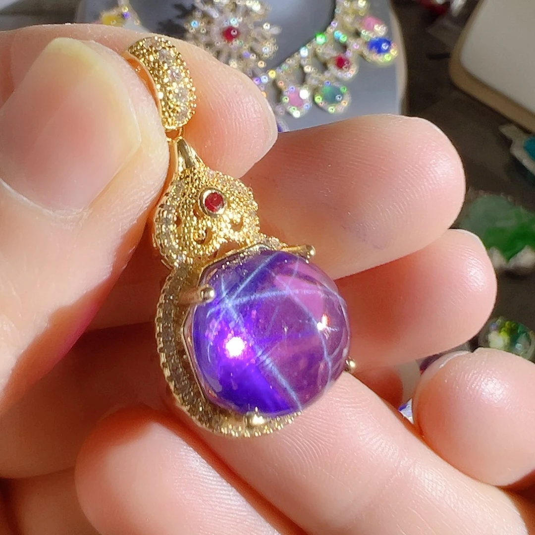 花岗石钨合金红色蓝色吊坠