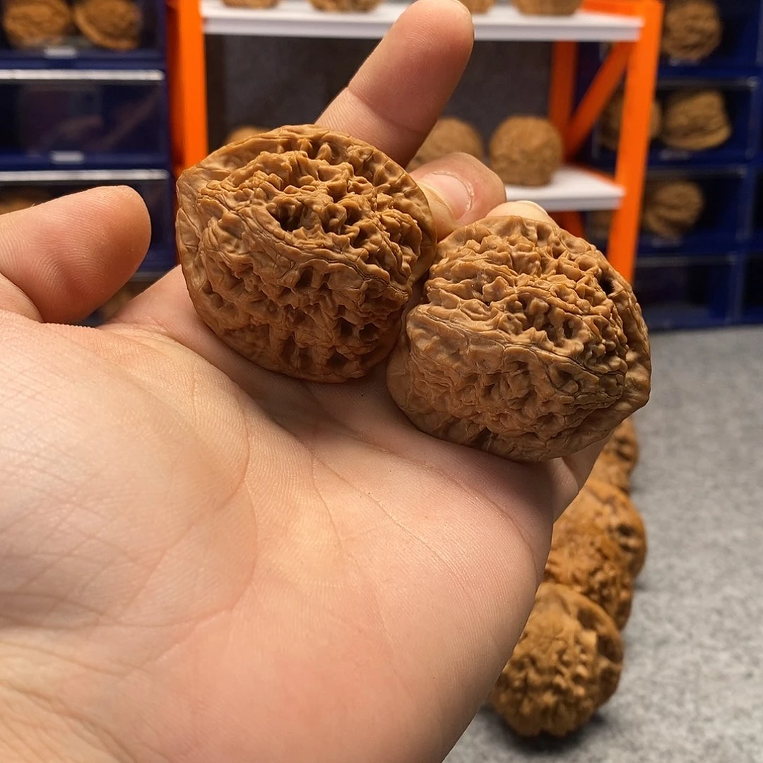 文玩核桃吊坠水龙纹42