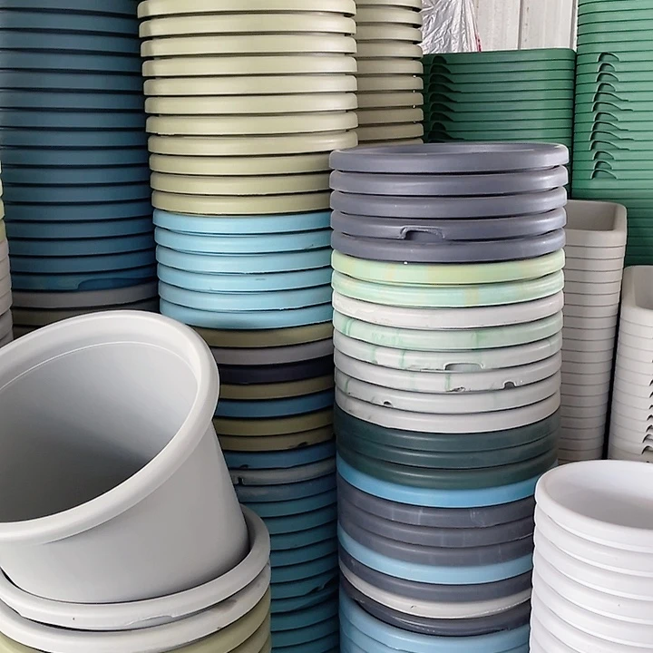 瑕疵四季盆6号口径32高度28颜色随机发3个