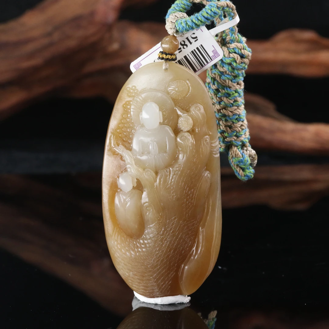 30和田玉且末糖白问道吊坠/000698上海嘉禾拍卖