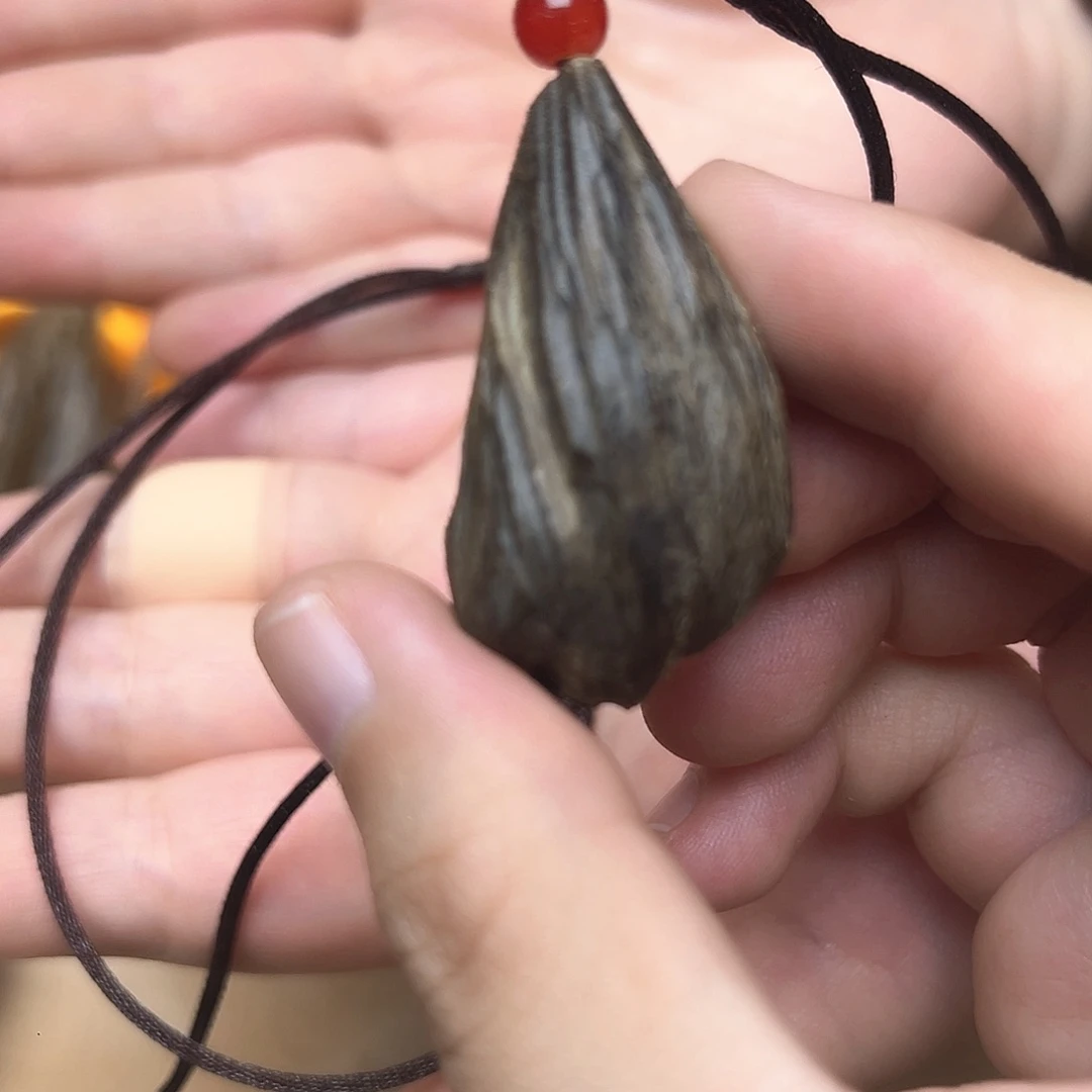 大叶紫檀（黑酸枝木类）