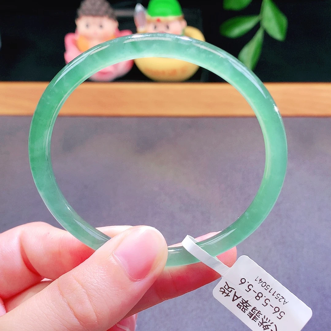 翡翠未镶嵌手镯天然翡翠