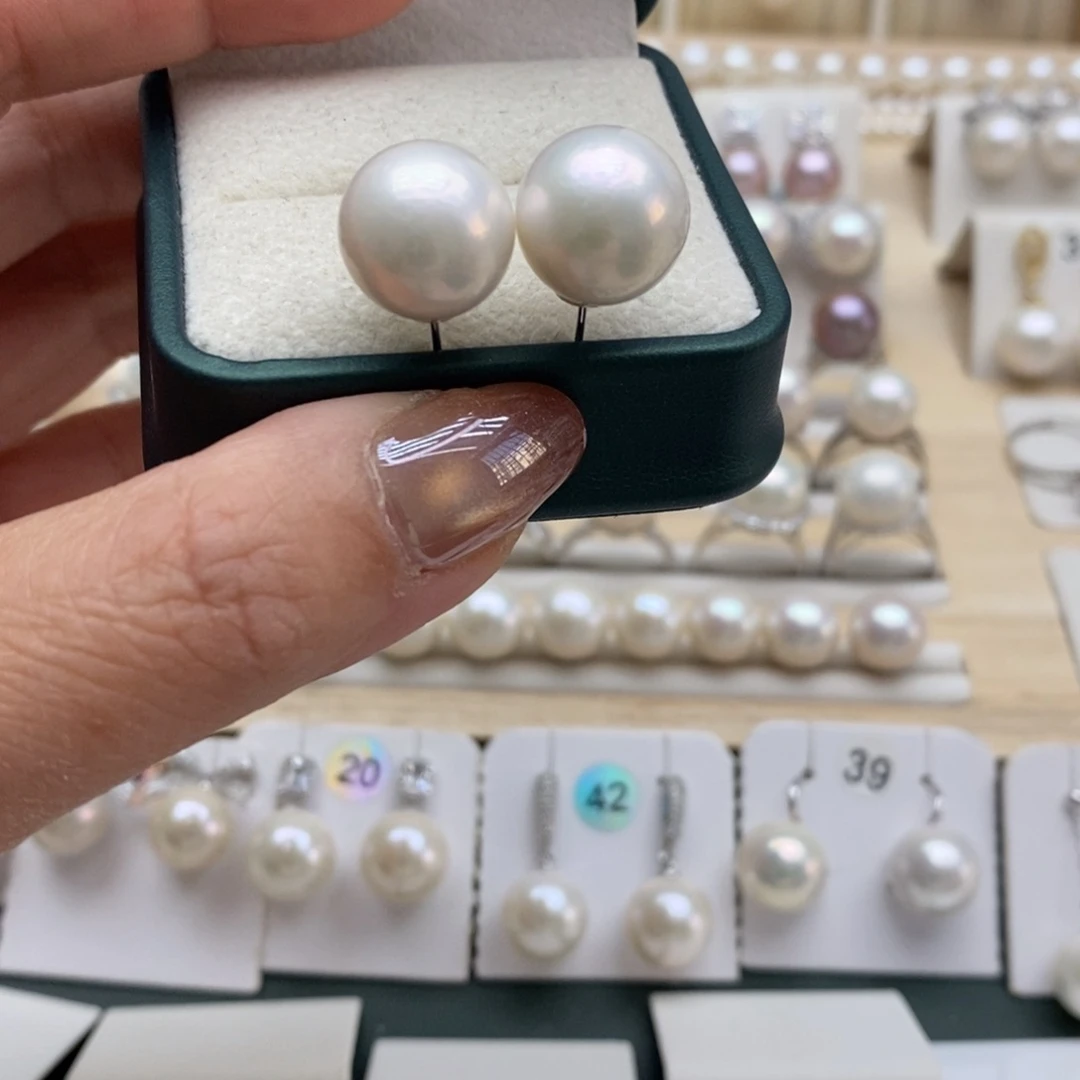 西****淡水珍珠颈饰银S925镶嵌