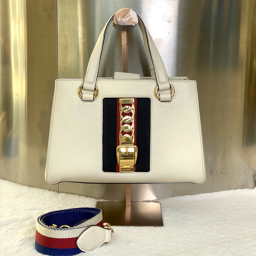 99新 GUCCI/古驰 爱马98新古驰塞尔维亚托特包1291