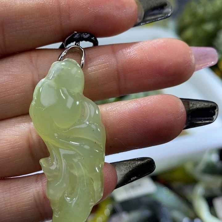 岫玉岫玉吊坠足铂镶嵌