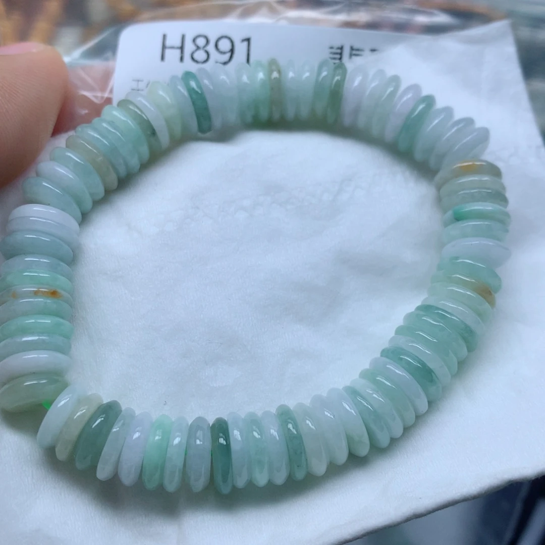 翡翠颈饰未镶嵌手串