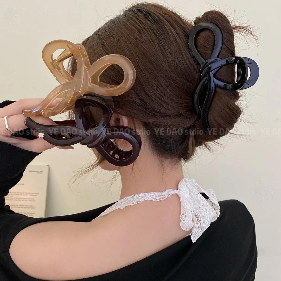 高级感简约抓夹2025年新款鲨鱼夹百搭发夹女后脑勺发量多盘发头饰