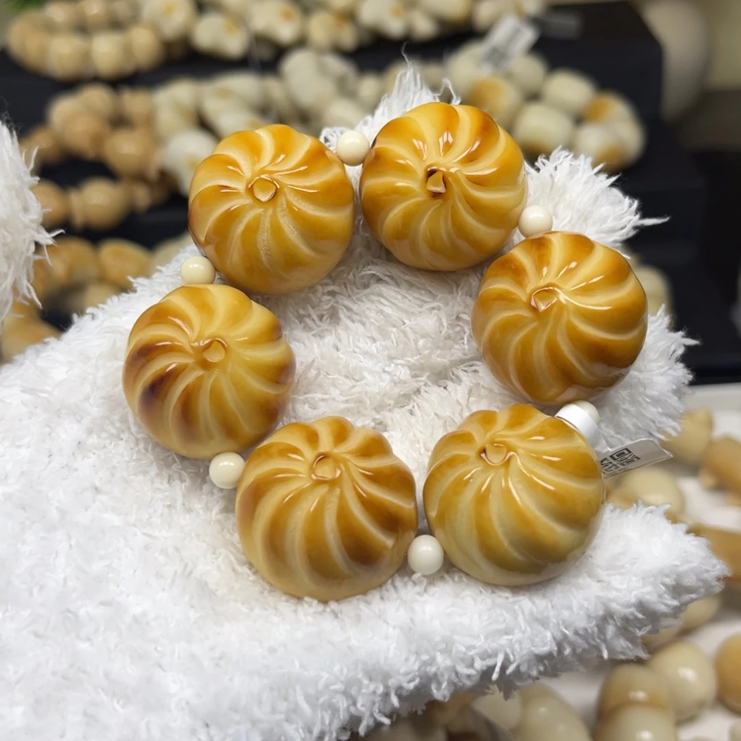白玉菩提手串8.6.35瑕疵包子