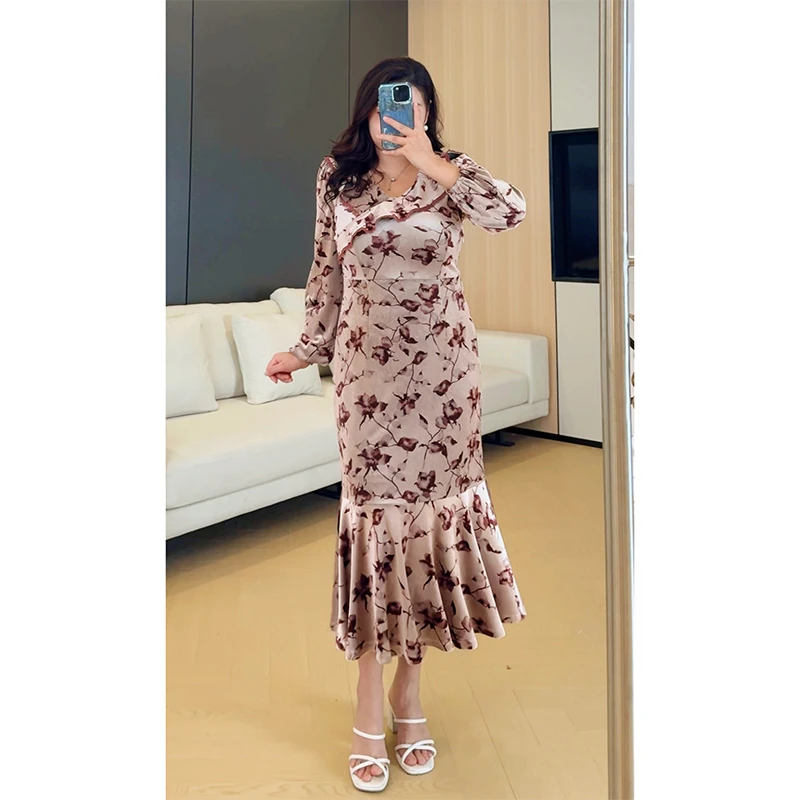 MQ169微胖定制显瘦气质长袖法式日常丝绒中长款收腰连衣裙